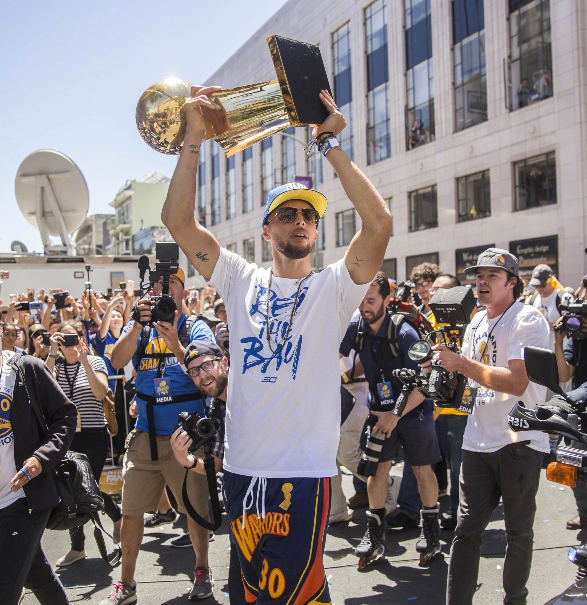 比赛不仅仅 比赛不仅仅